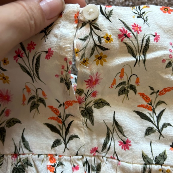 Old Navy Floral Top Bloomers Outfit 2PC Set Baby Girl Sz 0-3m NWT Spring/Summer - Picture 6 of 7